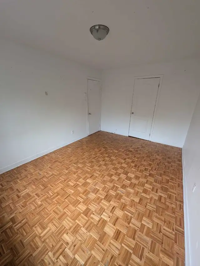 4 1/2 À louer in Long Term Rentals in City of Montréal - Image 6