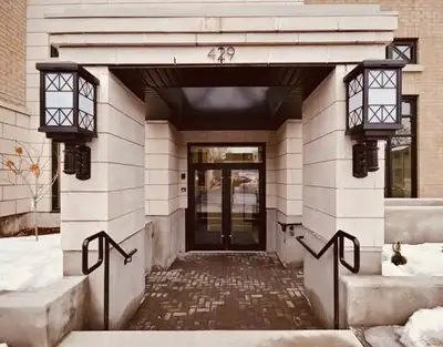 Bright and spacious, freshly painted 2 bedroom 2 (full) bathroom condo. Includes 1 large underground...