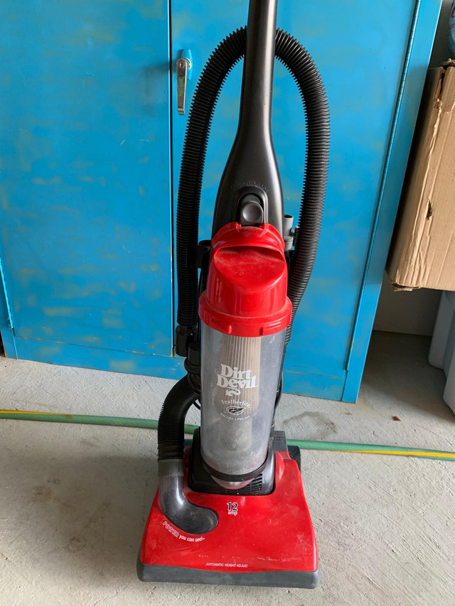 Dirt Devil Vacuum  in Vacuums in Mississauga / Peel Region