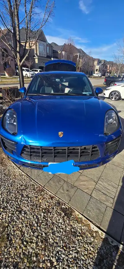 2018 Porsche Macan Hood