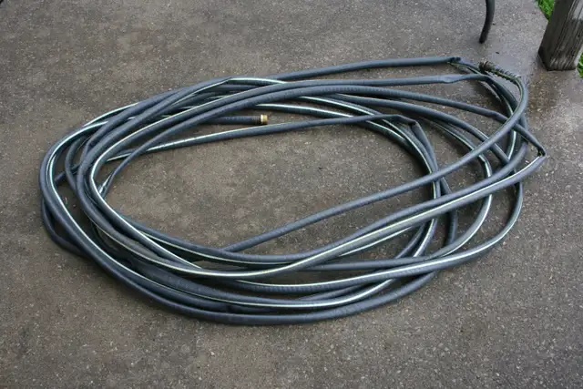 Hose Black Heavy Duty approx. 75 ft