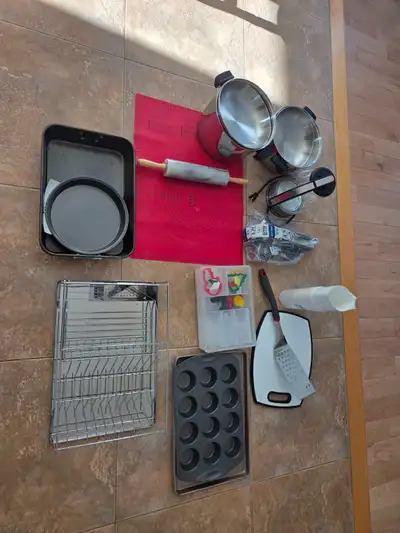 Various Kitchen Utensils, View more