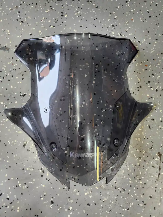 Motorcycle Windscreen, Pare brise moto in Motorcycle Parts & Accessories in Gatineau - Image 3