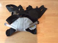 INFANTINO CARRIER/ BABY BJORN BACKPACK BABY CARRIER