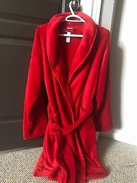 La senza- comfortable, warm and soft bath robe. Small- medium