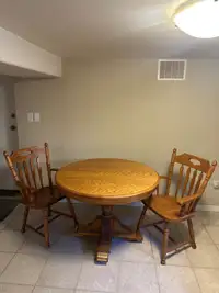 Oak table and 2 chairs 