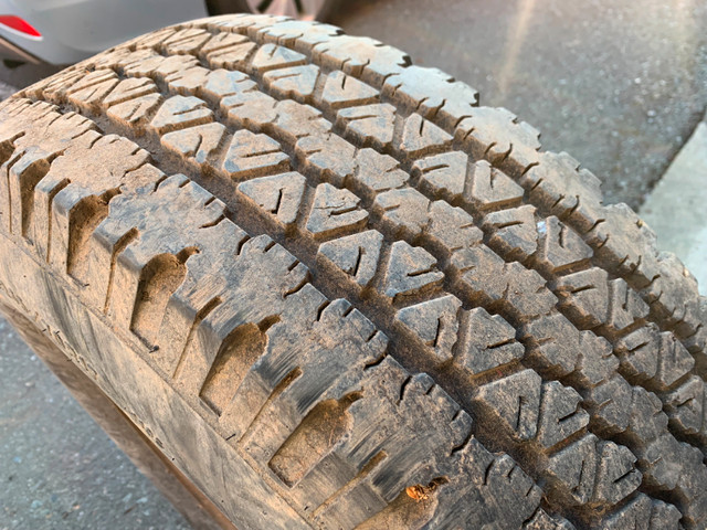1 X single 265/70/17 goodyear tire mounted on steel rim 5x135mm in Tires & Rims in Delta/Surrey/Langley - Image 4