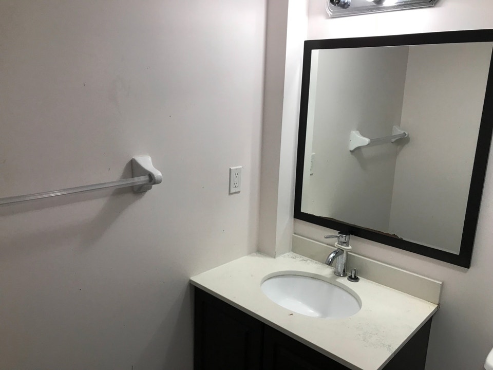 Brampton Basement For Rent W parking (Mcvean/Cottrelle) 4