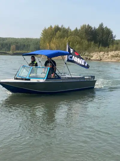 I am selling my Western Jet Craft boat, a robust vessel for your river adventures!! Boat was complet...