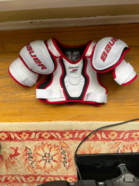 Upper body hockey gear 