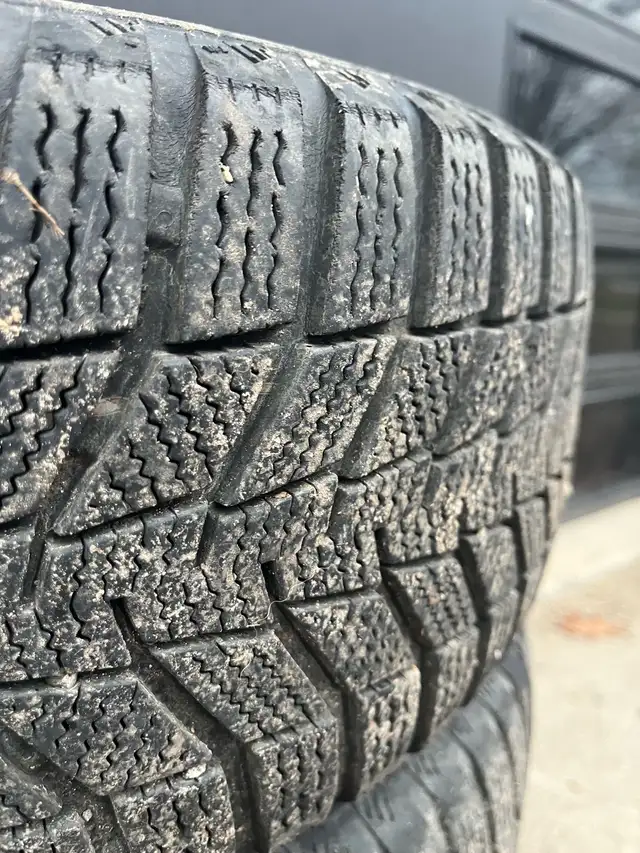 Winter Tires 205/60 R16 in Tires & Rims in Barrie - Image 3