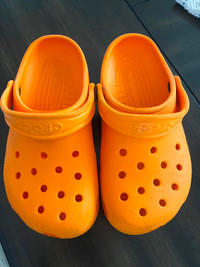 Kids Crocs - orange size 3