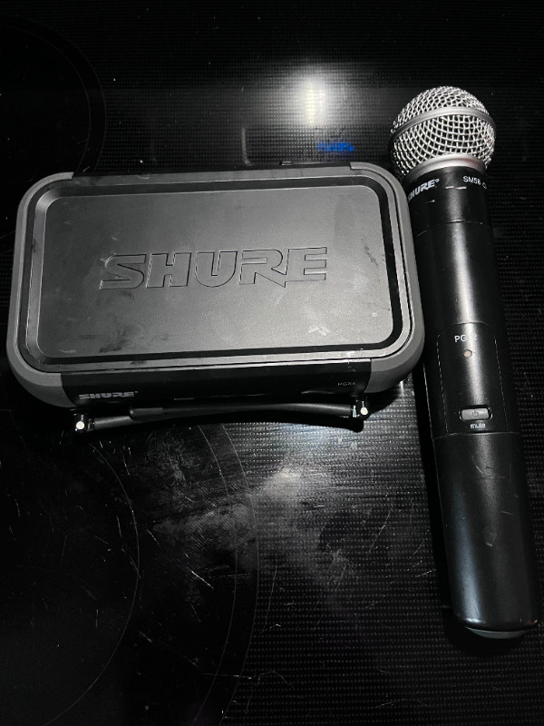 Shure SM58 PGX2 Wireless Microphone in Pro Audio & Recording Equipment in City of Toronto - Image 3