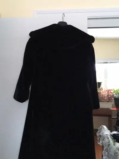 Manteau  simili fourrure peluche douce et chaude milium insulate, View more