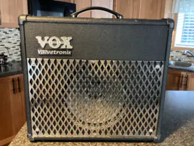 VOX modeling amp for sale,excellent condition,30 watts replaced 12AX7 tube,check out reviews on U-TU...