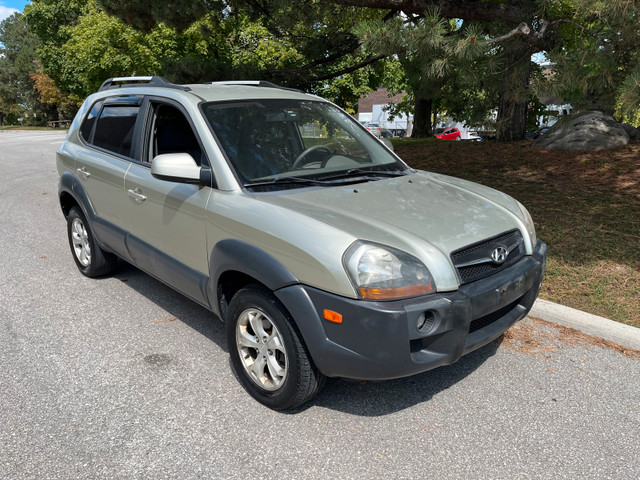 2009 HYUNDAI TUCSON GL***4WD**V6***ONLY $2,490.00!! in Cars & Trucks in City of Toronto - Image 2