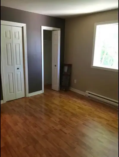 Grand condo à louer à Laval dans un secteur tranquille Pres de tous les services.Entrée laveuse et s...