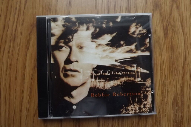 FS: Robbie Robertson (The Band) CD's dans CD, DVD et Blu-ray  à London