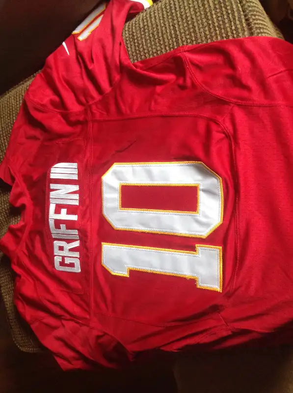 NFL jersey- BRAND NEW! Washington Redskins in Men's in Brantford - Image 3