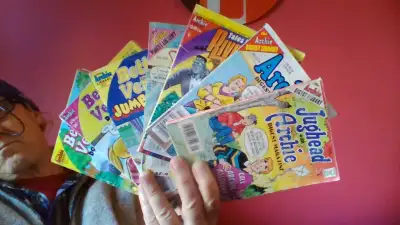 7 different ARCHIE DIGEST MAGAZINES 1993-2019, View more