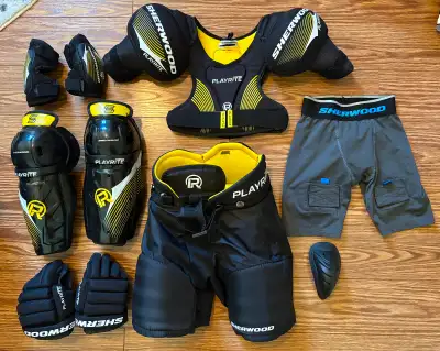 Sherwood Kids Hockey Gear Size Small/Medium, View more