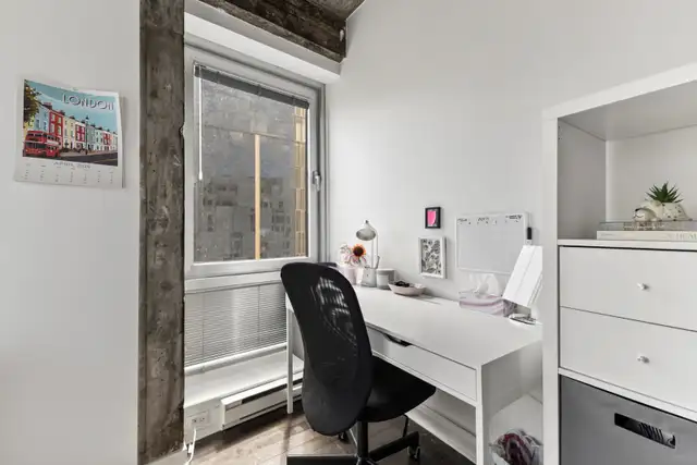 Upscale furnished rental in unbeatable location in Room Rentals & Roommates in City of Montréal - Image 17