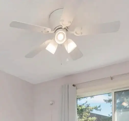 ceiling light with fan in Indoor Lighting & Fans in Mississauga / Peel Region - Image 2