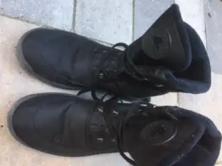 PAJAR STURDY WORKBOOTS US 11-11.5 Good condition Hardly used Message for more details