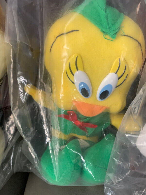 1992 Mcdonalds Looney Tunes Plush, Set Of 4 (bagged) in Arts & Collectibles in City of Halifax - Image 2