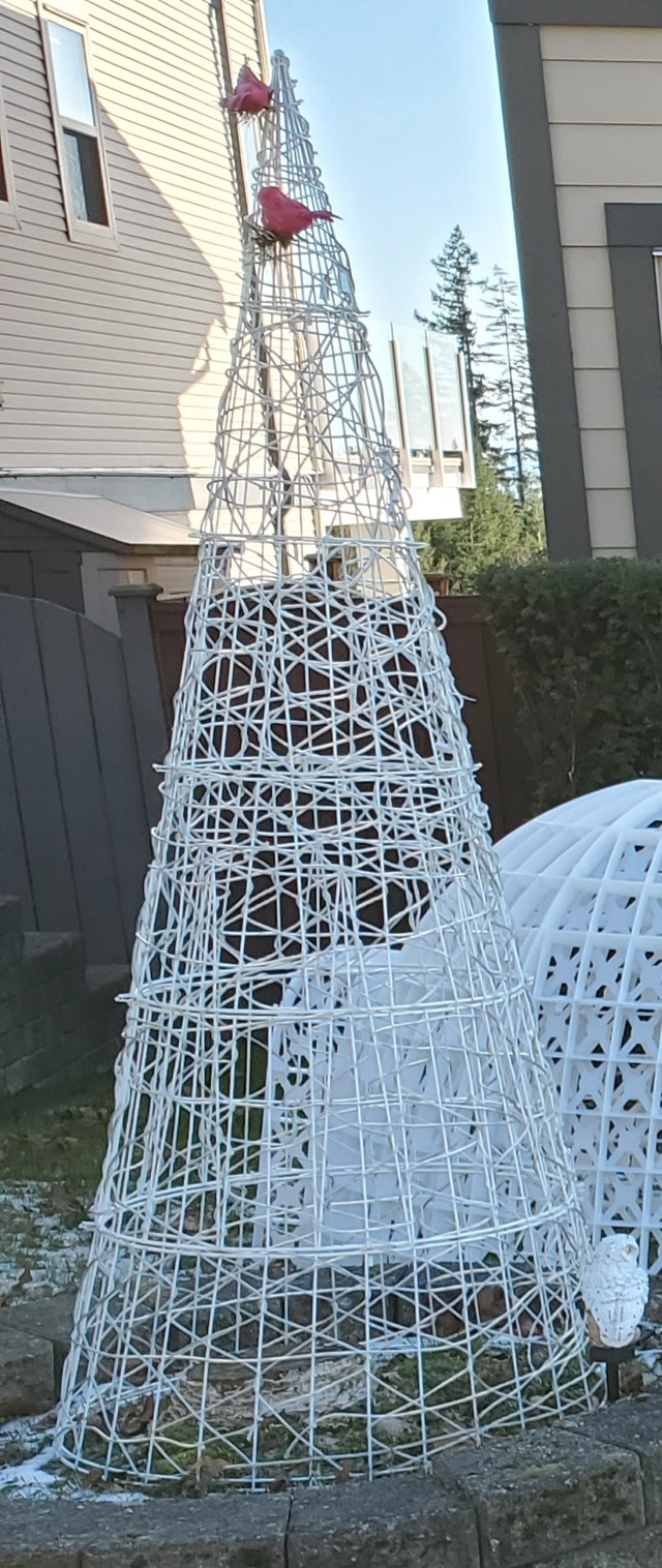 NOMA Canvas 6' Twinkling Cone Tree in Outdoor Décor in Burnaby/New Westminster - Image 2