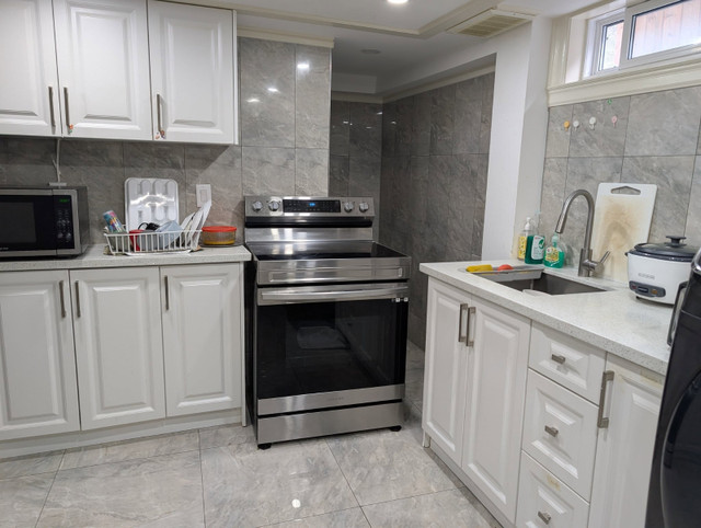 Private Room For Rent in Long Term Rentals in Mississauga / Peel Region - Image 4