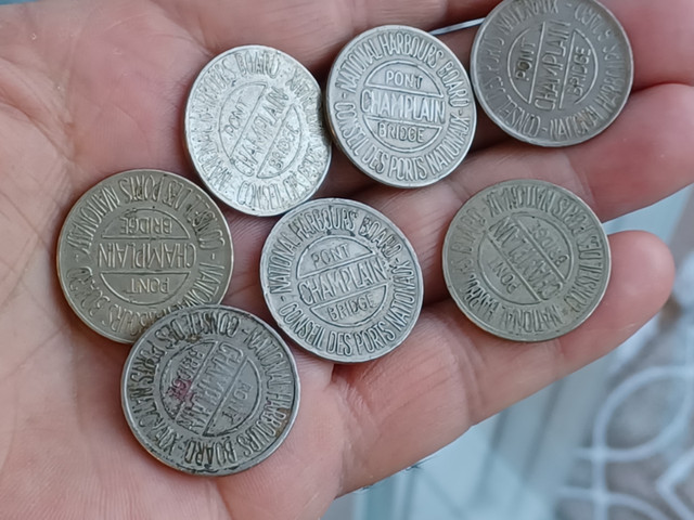 LOT DE 7 TOKEN / JETONS DU PONT BRIDGE CHAMPLAIN dans Art et objets de collection  à Laval/Rive Nord