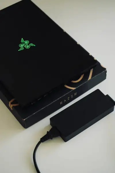 Razer Blade 16 RTX 4060–Mint Condition–High-End Gaming laptop, View more