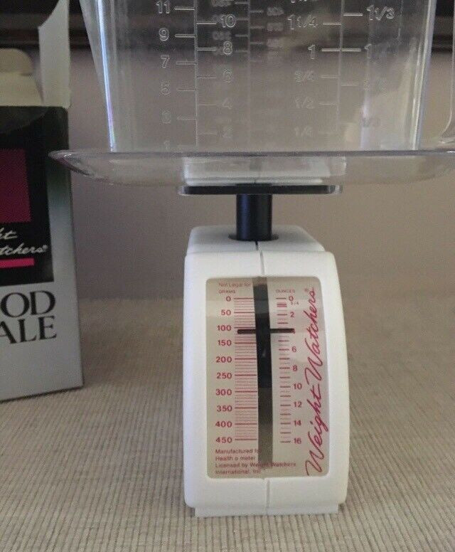 VINTAGE FOOD SCALE (Manual, from WW) in Other in Markham / York Region - Image 3
