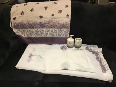 Bathroom set $10, View more