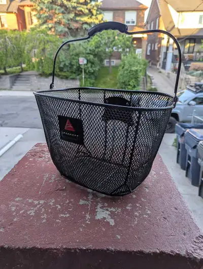 Axiom quick-release front bicycle basket, View more