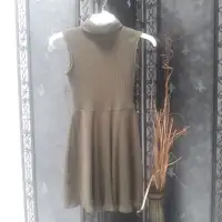 'Glamorous' Sleeveless Flair Dress