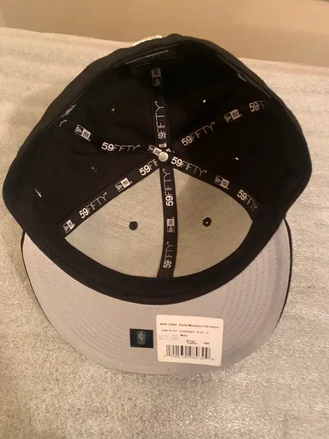 PS5 Video Games and Raptors Hat62863736971906124
