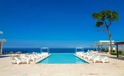 Luxury Ocean View Villa with 3-Bedrooms, 3.5-Bathrooms, Private Pool, Waterpark, and Beach Access. L...