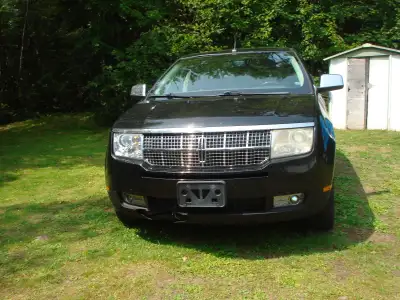 2009 Lincoln MKX 4x4 motor 3.5 new tranfer case new exhaust tagged til Aug 2025 inspected til Dec 20...