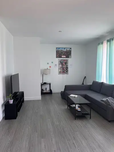 Room for Rent/ long term lease possible