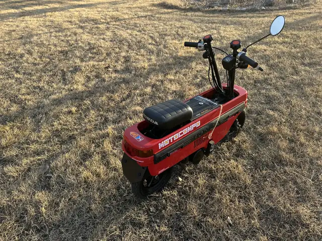 1981 Honda Motocompo  in Scooters & Pocket Bikes in Edmonton - Image 5