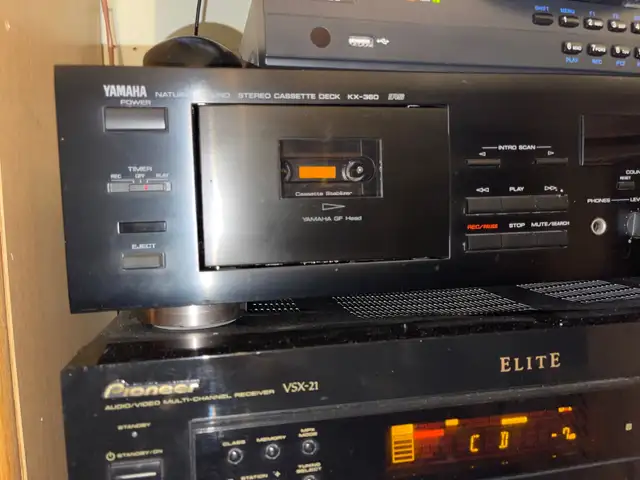 Denon , Yamaha various audio equipment in Stereo Systems & Home Theatre in Markham / York Region - Image 7
