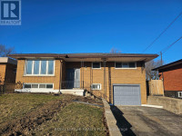 Sunshine 2 bedrooms lower unit in Hamilton Mountain for rent