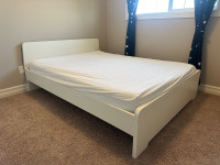 $ delivery:Queen size bed frame with mattress 