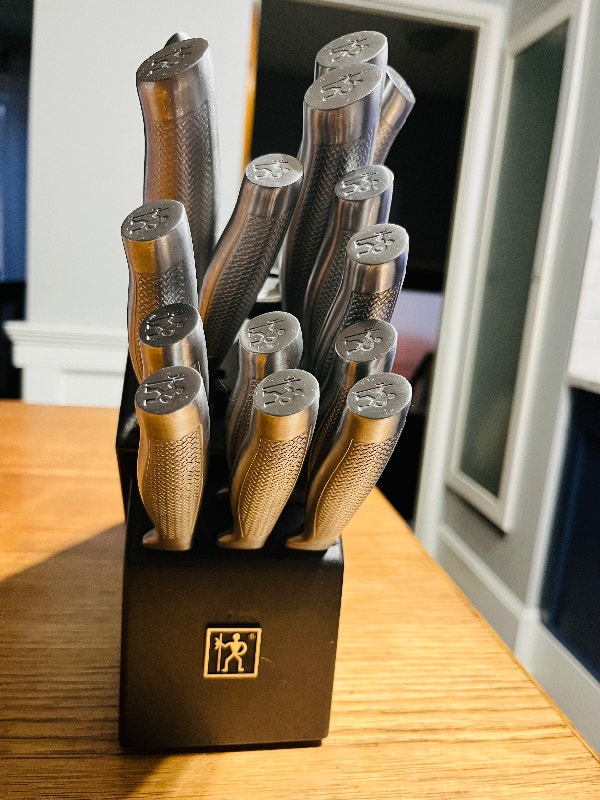 Henckels knife set Kitchen & Dining Wares Edmonton Kijiji