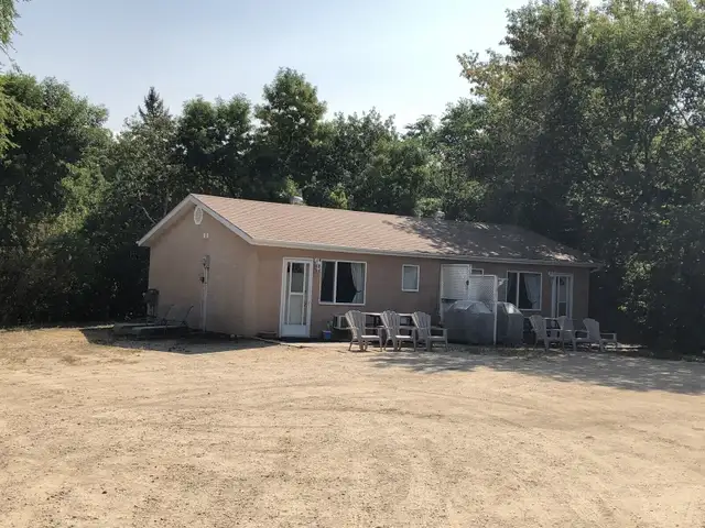 Cabins for Rent in Regina Beach, Sk, Can in Saskatchewan in Canada - Image 2