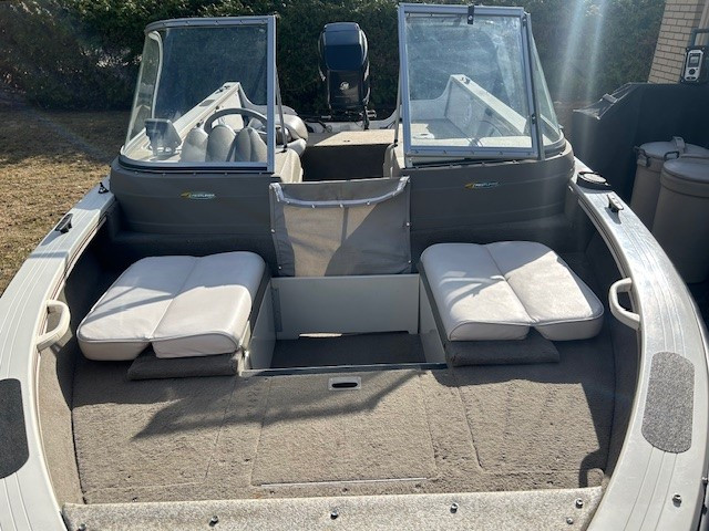 Crestliner 2006 Mirage 1700 in Powerboats & Motorboats in Ottawa - Image 2
