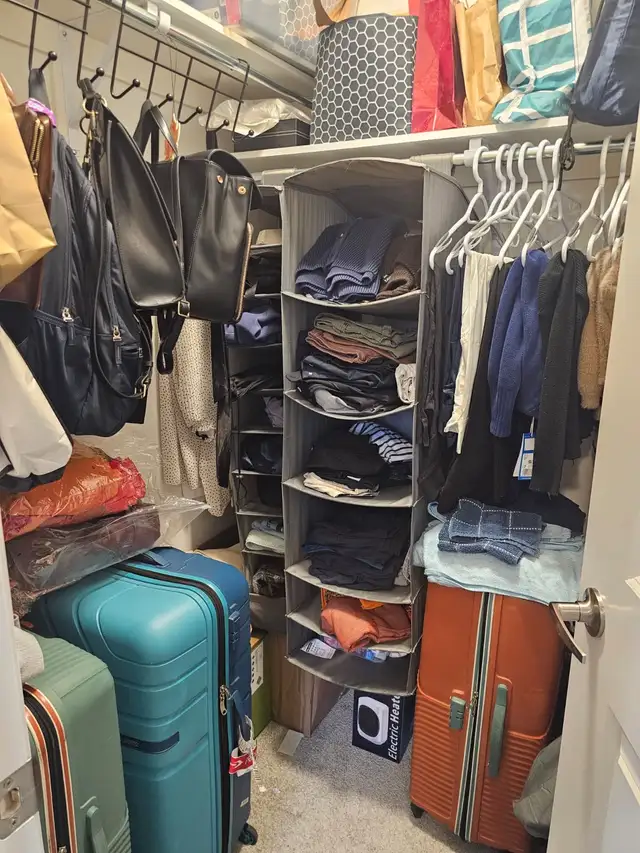 Private Room for rent for a girl in Long Term Rentals in Kitchener / Waterloo - Image 8