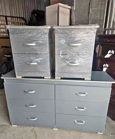 Commode et table de chevet neuves à vendre avec , View more